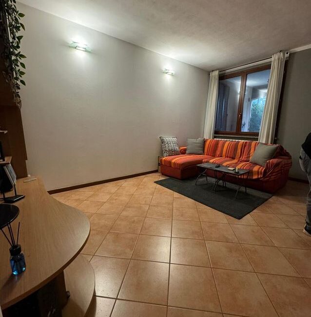 Bilocale con giardino privato a Roncaro